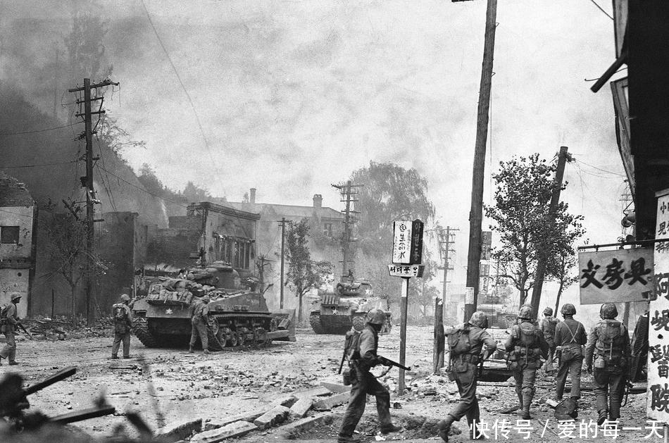 庇得|美军上将麦克阿瑟风头正盛,为何被视为欧里庇得斯式的悲剧人物?