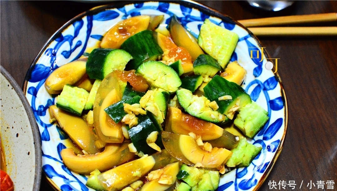 皮蛋|两口子周末的午餐，两荤两素花了一百多元钱，够丰盛吗？