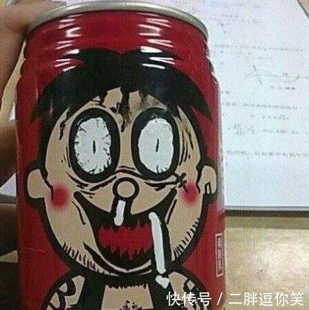 幽默|【幽默搞笑】：一张膜十元钱，我都帮你免费贴了，你还想哪样？”