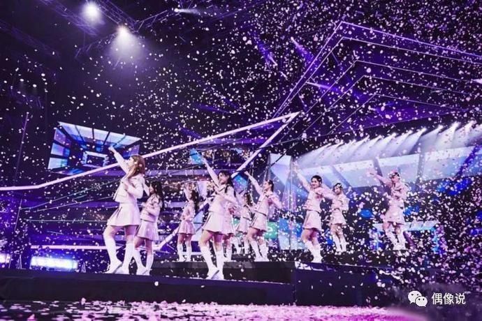  炙热的我们|晋级却不开心孟美岐愣住，杨超越被迫鞠躬，《炙热》有剧本实锤