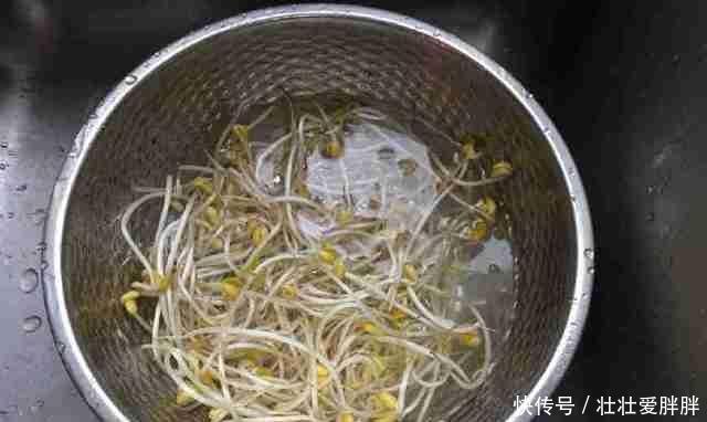 简单|这道菜既简单又优雅,在亲朋好友中很受欢迎