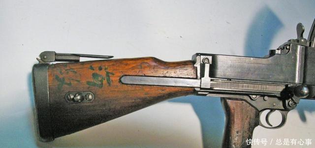 步枪|二战时期,日军步枪上的刺刀为啥多了一个钩子,八路军都没有!