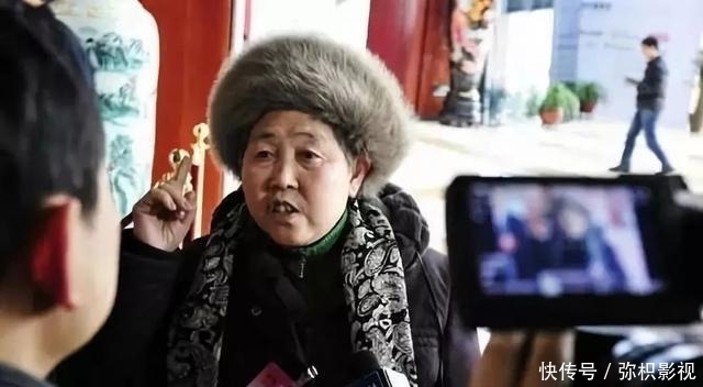 口味|老干妈：从背100斤黄泥赚3毛钱，到资产130亿，成功绝不仅靠口味