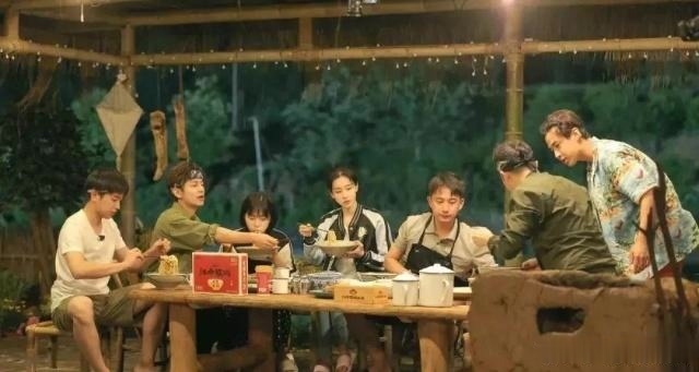 环境|《向往的生活》蘑菇屋荒废被拆,环境可怕的吓人,大家都去哪了