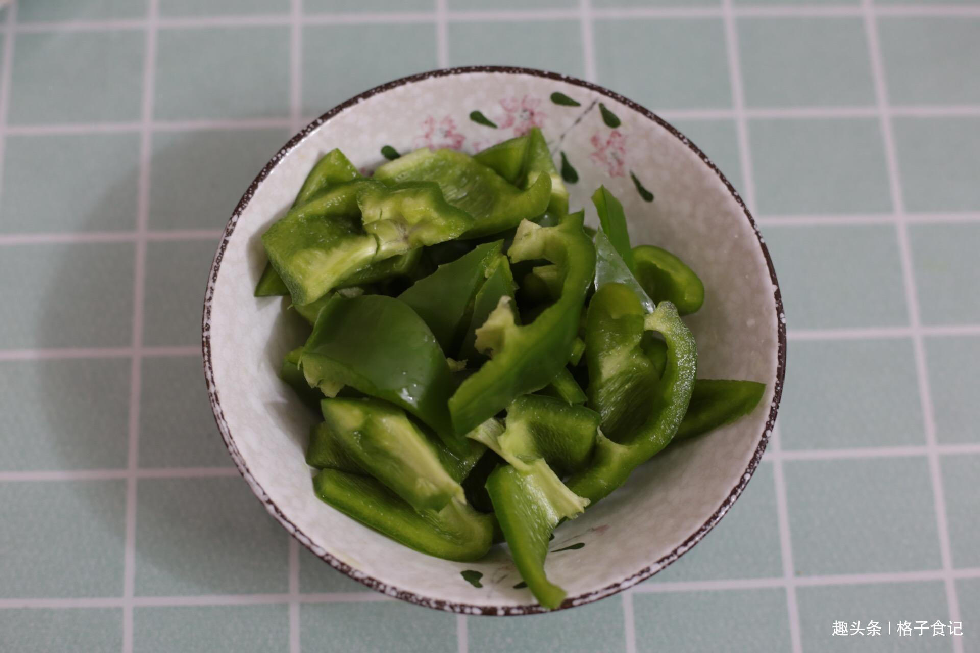  牛羊肉|天冷吃牛羊肉不如多吃此菜，营养全面味道好，简单一炒，好吃下饭