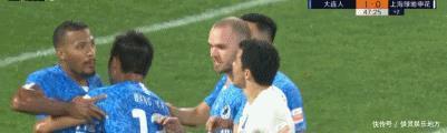 申花|中超爆发激烈冲突莫雷诺对喷龙东,赵旭日、秦升却成最大亮点