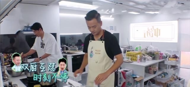 CP|赵丽颖调侃、黄晓明认证,《中餐厅》首对“奇奇怪怪的CP”诞生了