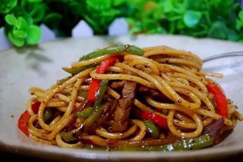 高级|去西餐厅“必点”的4道菜,牛排竟没它“高级”,吃到图4才算赢