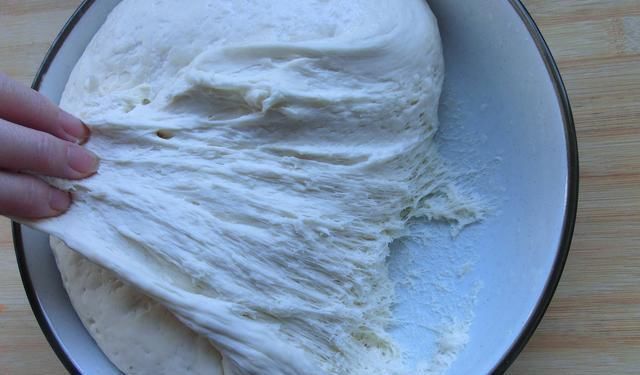 泡打粉|蒸包子时,记得不要只加酵母,面里加2样,包子又白又软又香又甜