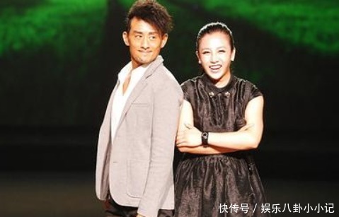  现状|伪装成农民歌手一夜爆红，从年入千万到软饭男，如今现状让人感慨