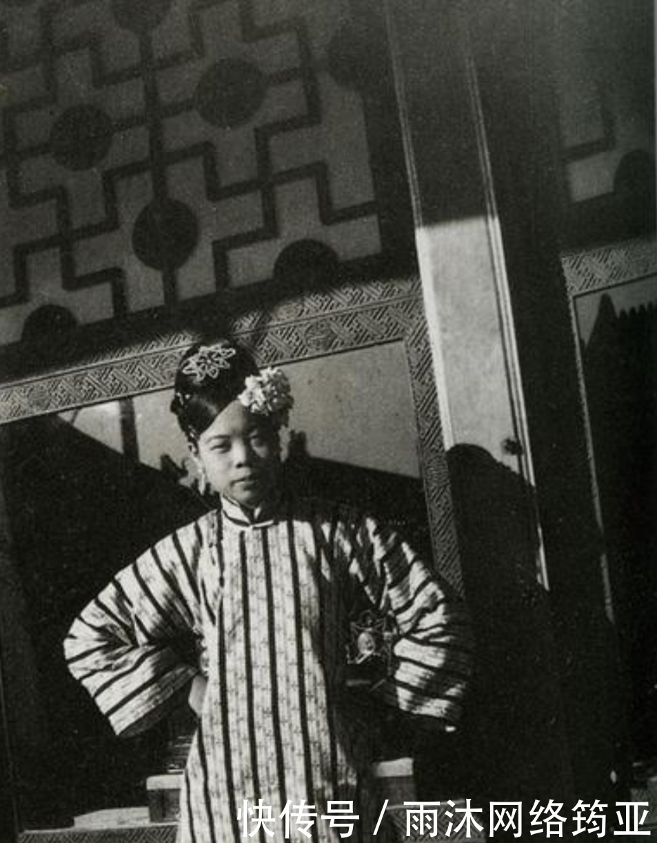 曝光|清宫妃嫔真容曝光,网友大呼∶皇帝勤政的原因找到了