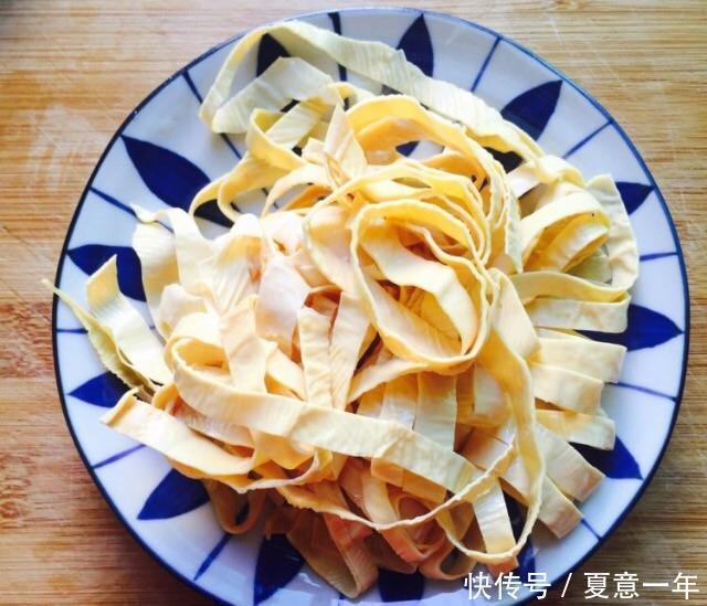 吃熟|这种豆制品,生吃熟吃均可,价格实惠,营养健康是家常必备美食