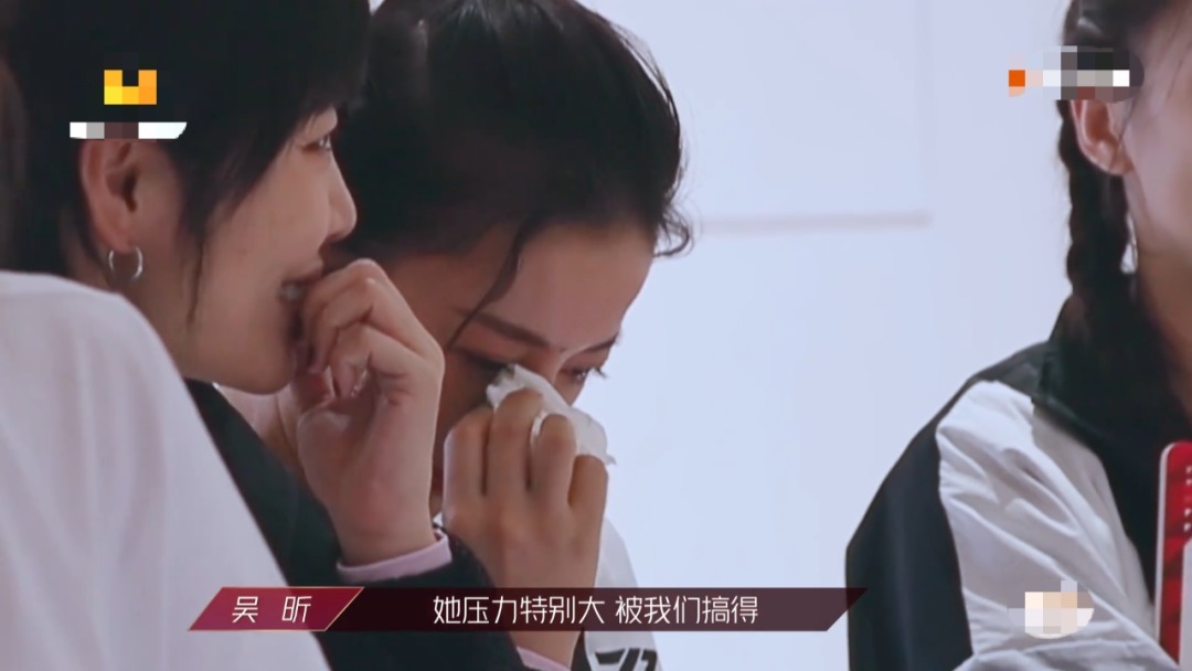 强势|《乘风破浪》的“搞事三人组”,性格强势让人忌惮,团队被她们搅