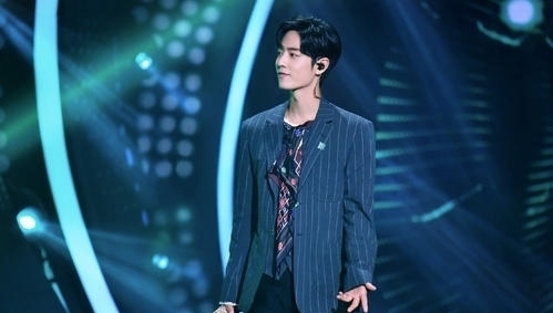 率为|素人时期同学们对肖战的评价,学校里的风云人物,拒绝率为0