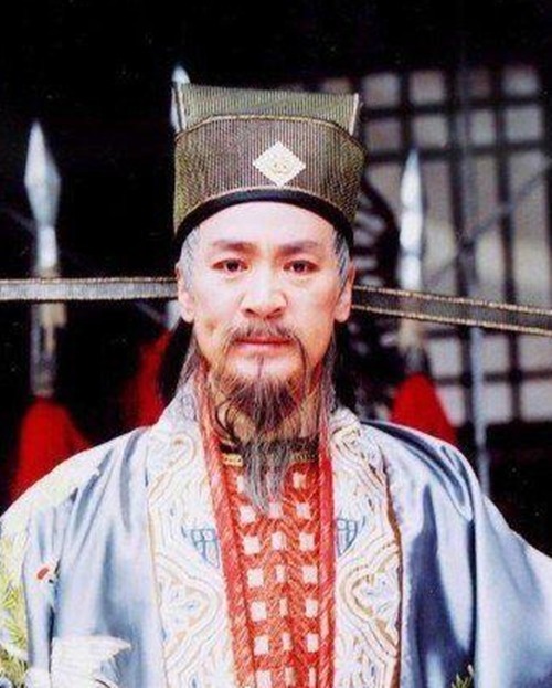 名将|比岳飞死的还冤的宋朝名将,惨被后世骂了千年,子孙被迫改姓求生