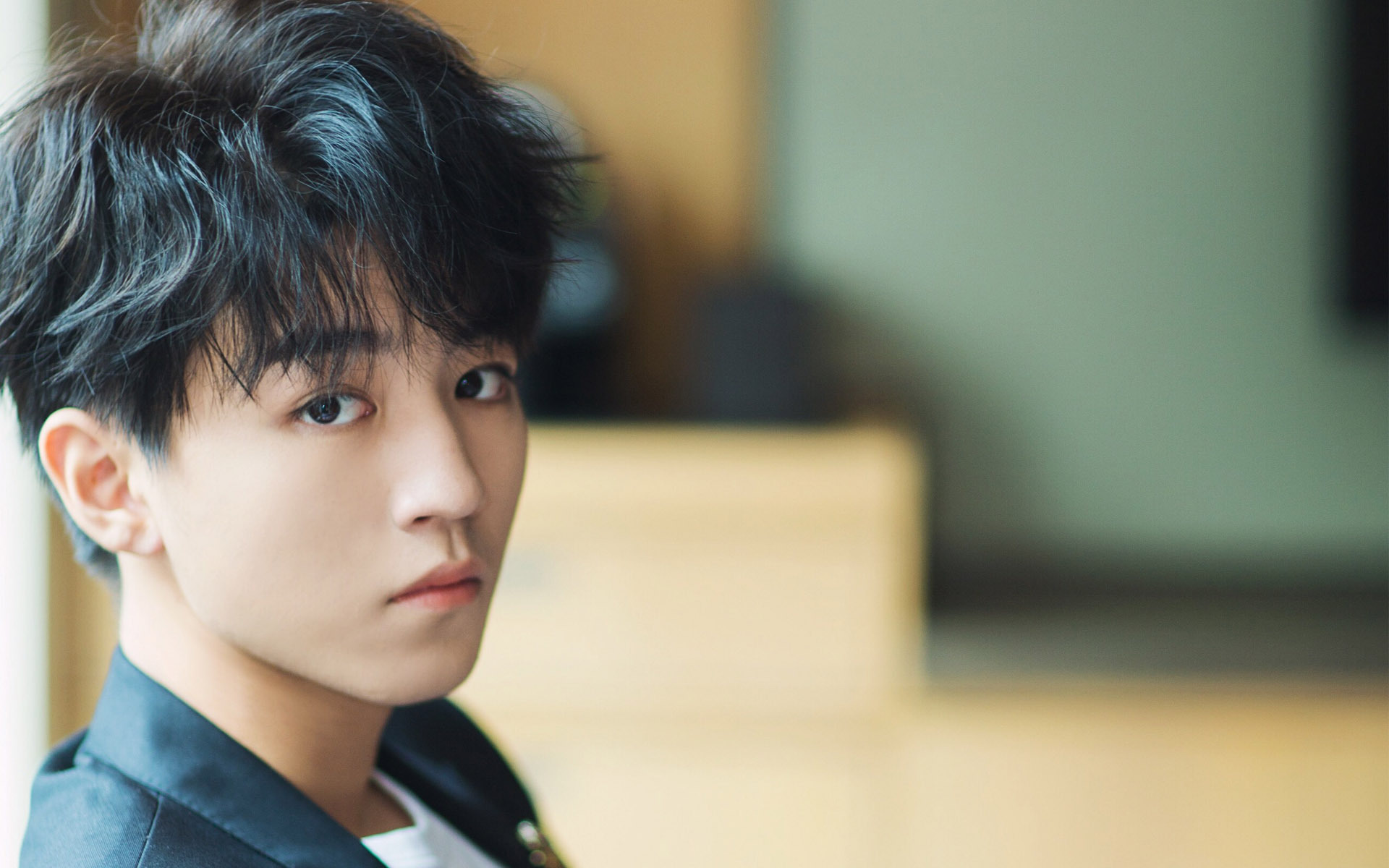 避嫌|王俊凯上热搜不会避嫌的男人,迟早会倒霉!