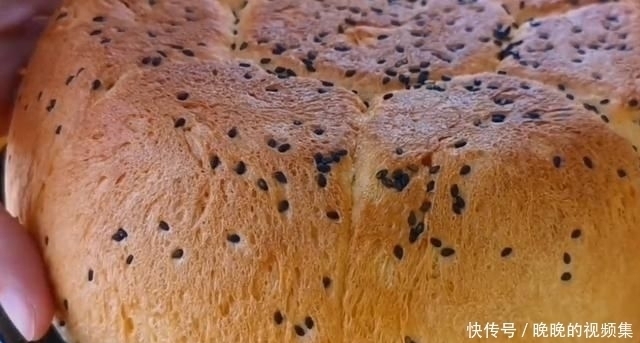  面粉|面粉别蒸馒头了，加2个西红柿，不用蒸不用烙，出锅比吃肉还香