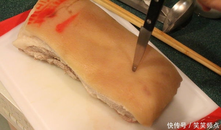 五花肉|五花肉这做法香死了,比炖肉还香,比红烧肉还下饭,做法太简单了