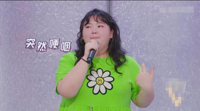  妮被|龙丹妮被质疑拿艺人当摇钱树大谈选手商业价值，孙燕姿表情尴尬