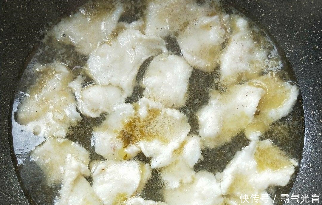 适量|在家做酸菜鱼,酸香有味,汤也可以喝,配米饭正好
