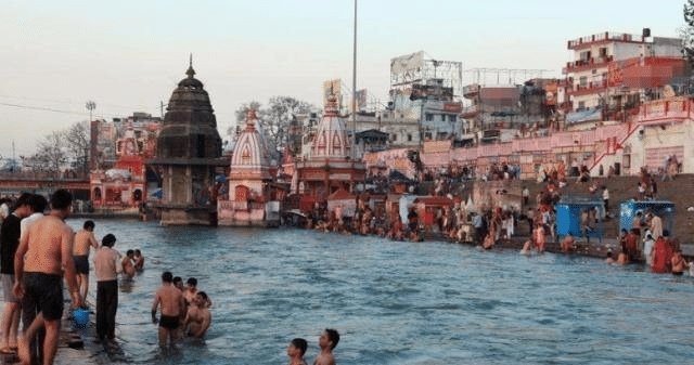 印度恒河里|印度人不吃猪肉, 也不吃牛肉, 连鱼肉都很挑, 那印度人吃什么肉