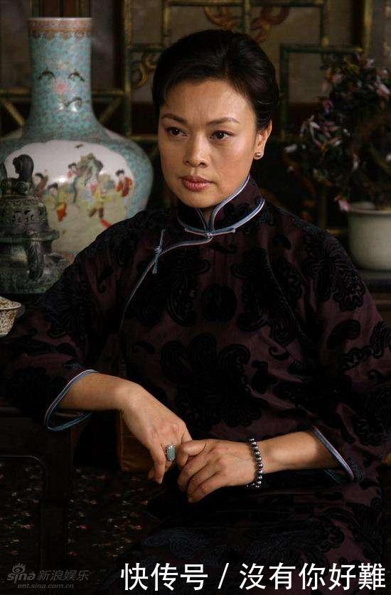 女人味|她曾是巩俐闺蜜,却被张艺谋换角,嫁外国富豪老公诠释豪横女人味