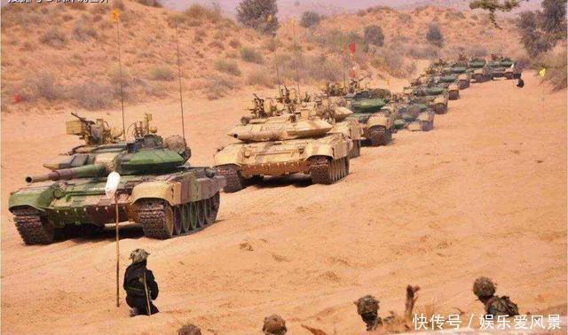 突现|动手前兆已经出现，印度防长返回首都后，前线山谷中突现大批坦克