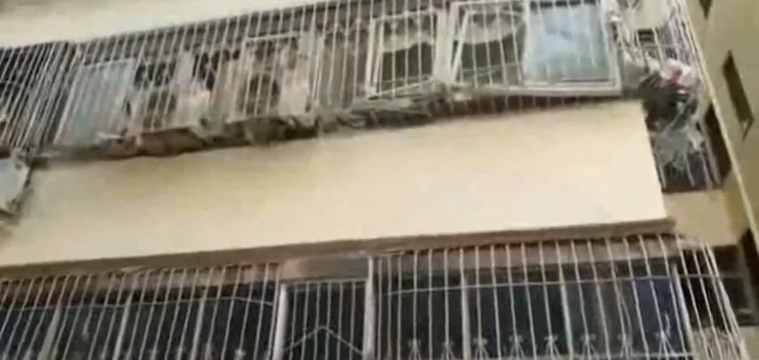  燃气|燃气一夜没关，老人早上炖鸡蛋突见一道火光闪过，随后发生爆炸