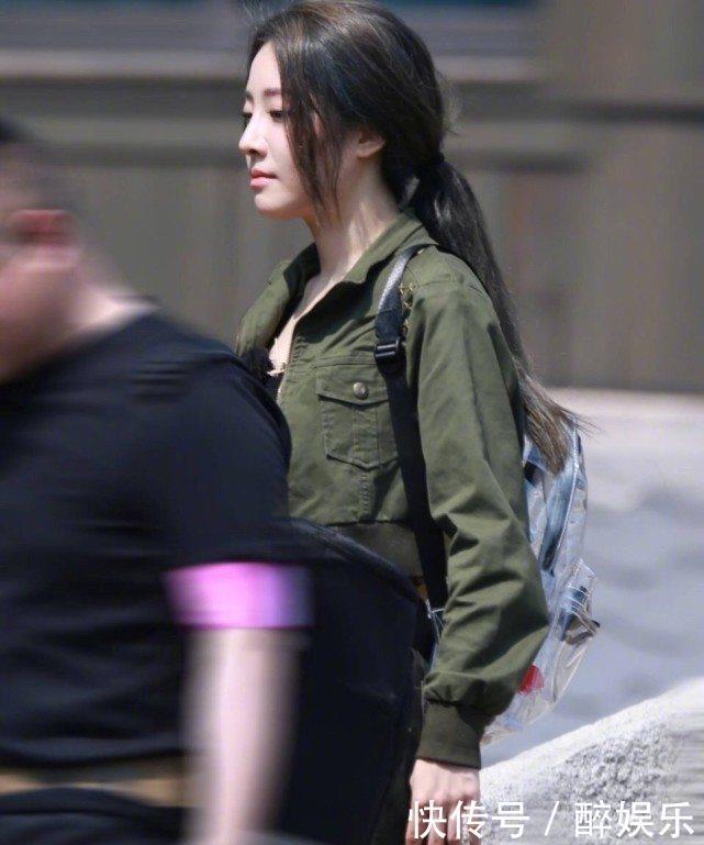  节目|THE9综艺首秀，许佳琪热舞虞书欣拍照，送给男人帮的礼物好欢乐