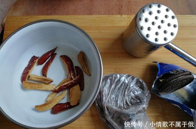 不用|不用破壁机,不用上蒸锅,教您做最简单的杂粮糕,营养好还管饱