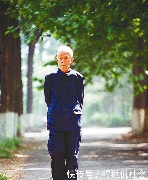 后人|胡适留给后人最大的文化遗产,就是对中国文化的贡献。