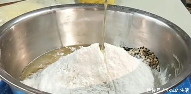 大包|大包酥做的小酥饼好吃到爆,层层酥脆直掉渣,省事快捷香甜不腻