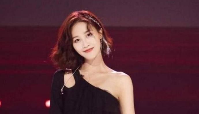 节目组|《乘风破浪的姐姐》第四次公演录制完毕,五位出道女星已呼之欲出了