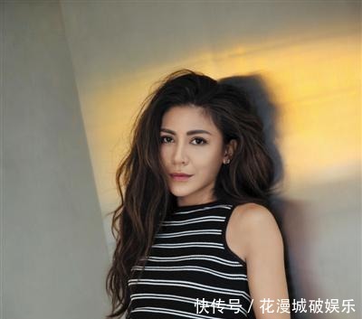  开演唱会|当年她被那英淘汰，罗大佑现场收她为徒，如今跟那英平起平坐