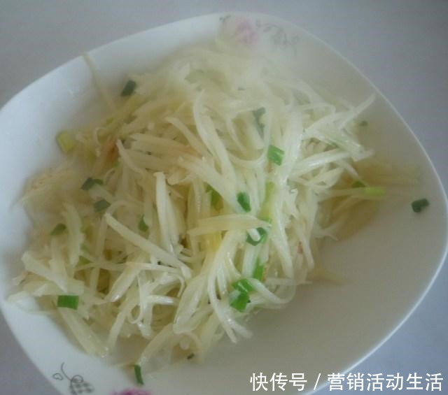 土豆丝|土豆丝卷饼，柔软劲道，凉了也不硬，早餐别出去买了