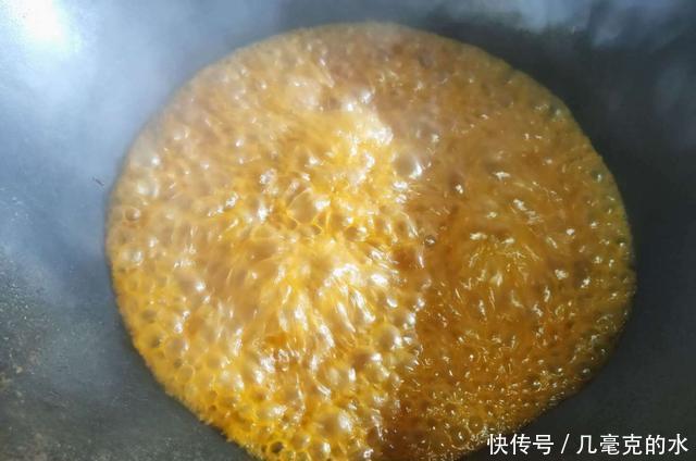  红烧|做红烧玉子豆腐挂糊厨师长教你正确做法，外酥里嫩、汁香味美