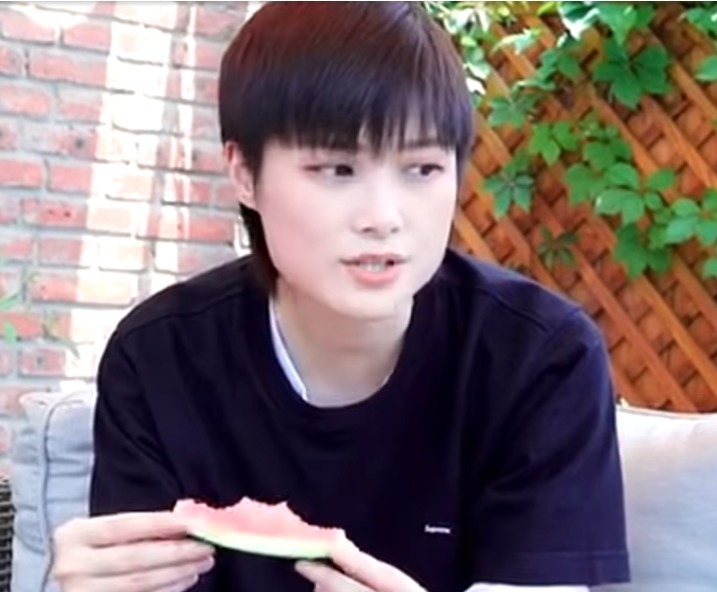 却说|李宇春遭质疑,学员纷纷退赛,她却说“不当导师,因为尊重”