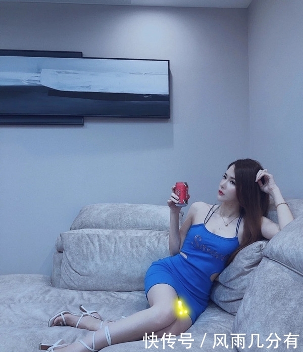 紧身|深蓝色紧身裙,满满成熟女性标志,而且跟黑长直也很配哦