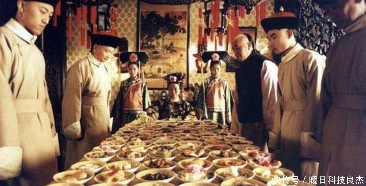 生活|慈禧太后从来不喝白水, 漱口水是用采来的露水, 那她喝的是什么?