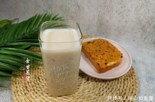 早餐|我的早餐饮品,用这两种食材磨豆浆,香甜好喝,一次不到2元