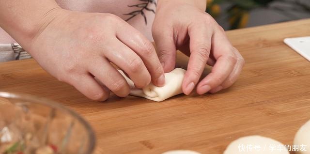 理想|肉多到掉出来,这样豪华的卤肉才称得上我心中理想的肉夹馍