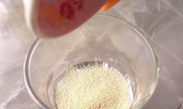 好吃|家中自制蓝莓夹心面包,无须烤箱和蒸锅,简单美味,比买的还好吃