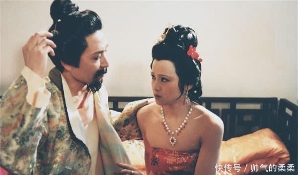 秦可卿的死|红楼梦: 你以为秦可卿是上吊而亡? 二月经水不来才是关键!