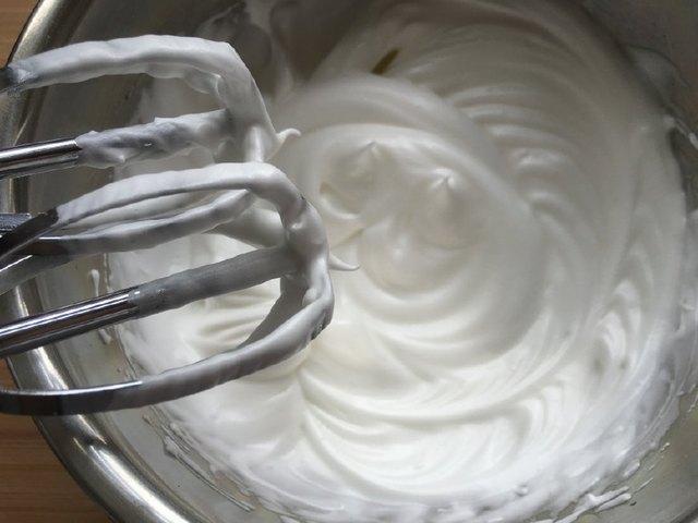  不用|平底锅搞定年轮蛋糕，注意4点不用烤箱也能成，松软香甜不开裂