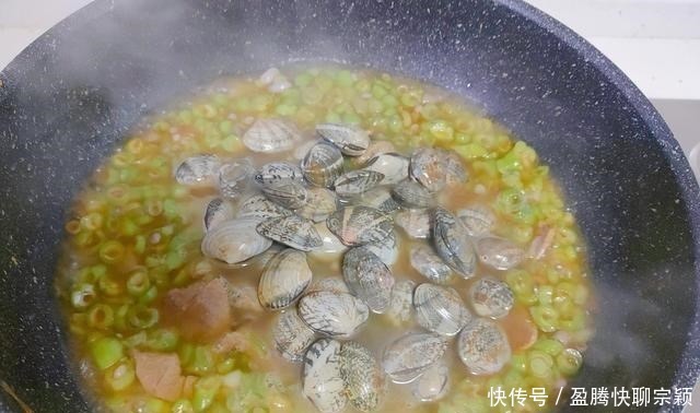 好吃|打卤面怎么做才鲜美?原来是在卤里加了它,汤鲜味美,好吃没够!