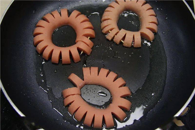 成本|摆摊必备食材它排第一,1块钱的成本,做啥都能香一条街