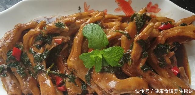 传统|客家传统美食粉尘鸭脚!教你正宗做法,入味喷香,越嚼越过瘾