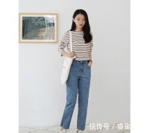 出游|秋天出门度假，如何带很少衣服就穿得舒适又时髦，清单给你列好了