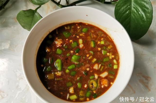  离不开|东北人夏季离不开的鸡蛋焖子，好吃又好做，开胃又下饭