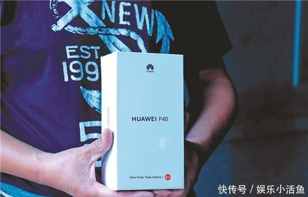 夫妻|幸运夫妻 一个抽中华为P40 一个抽中百元餐劵